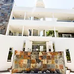 Mamitas Village By Casago
